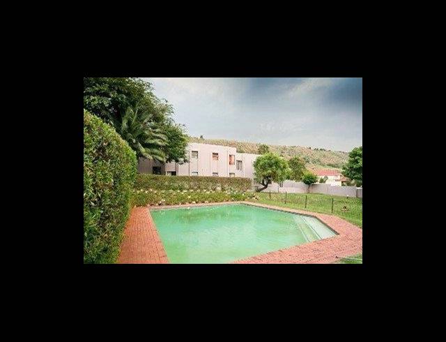 1 BEDROOM TOWNHOUSE FOR SALE IN BRUMA